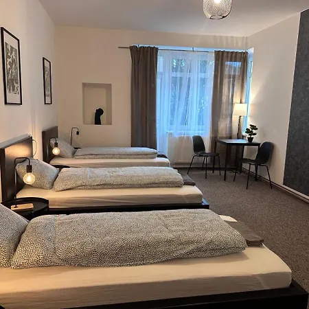 Hostal Black Style Moravske Namesti *