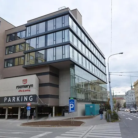Black Style Moravske Namesti Auberge de jeunesse