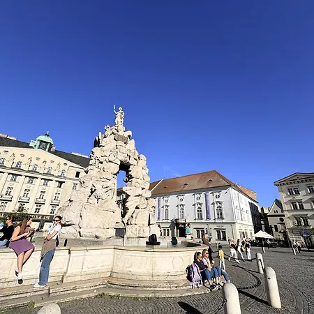 Black Style Moravske Namesti