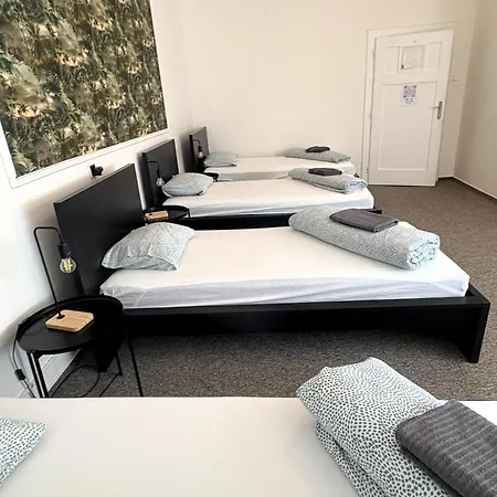 Hostel Black Style Moravske Namesti Μπρνο