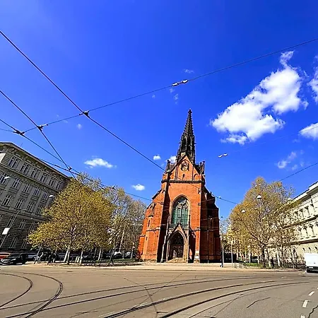 Ostello Black Style Moravske Namesti *